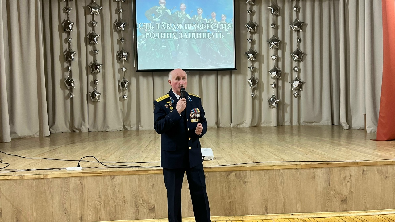 Встреча с представителями высших военно-образовательных учреждений Встреча с представителями высших военно-образовательных учреждений.
